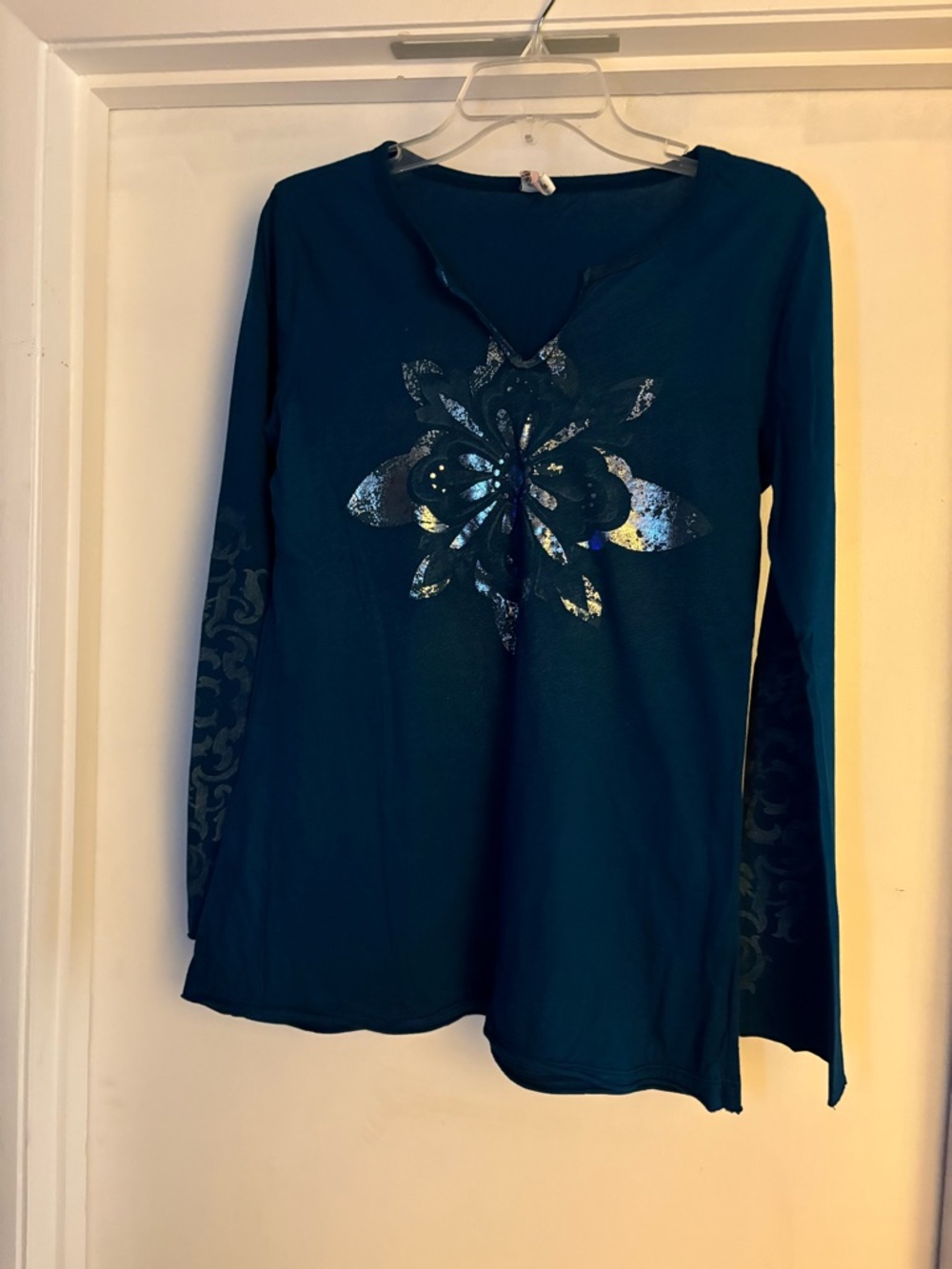 Bundle of 3 Long Sleeve V-Neck Tops - Navy, Teal and Gray - Picture 6 of 13